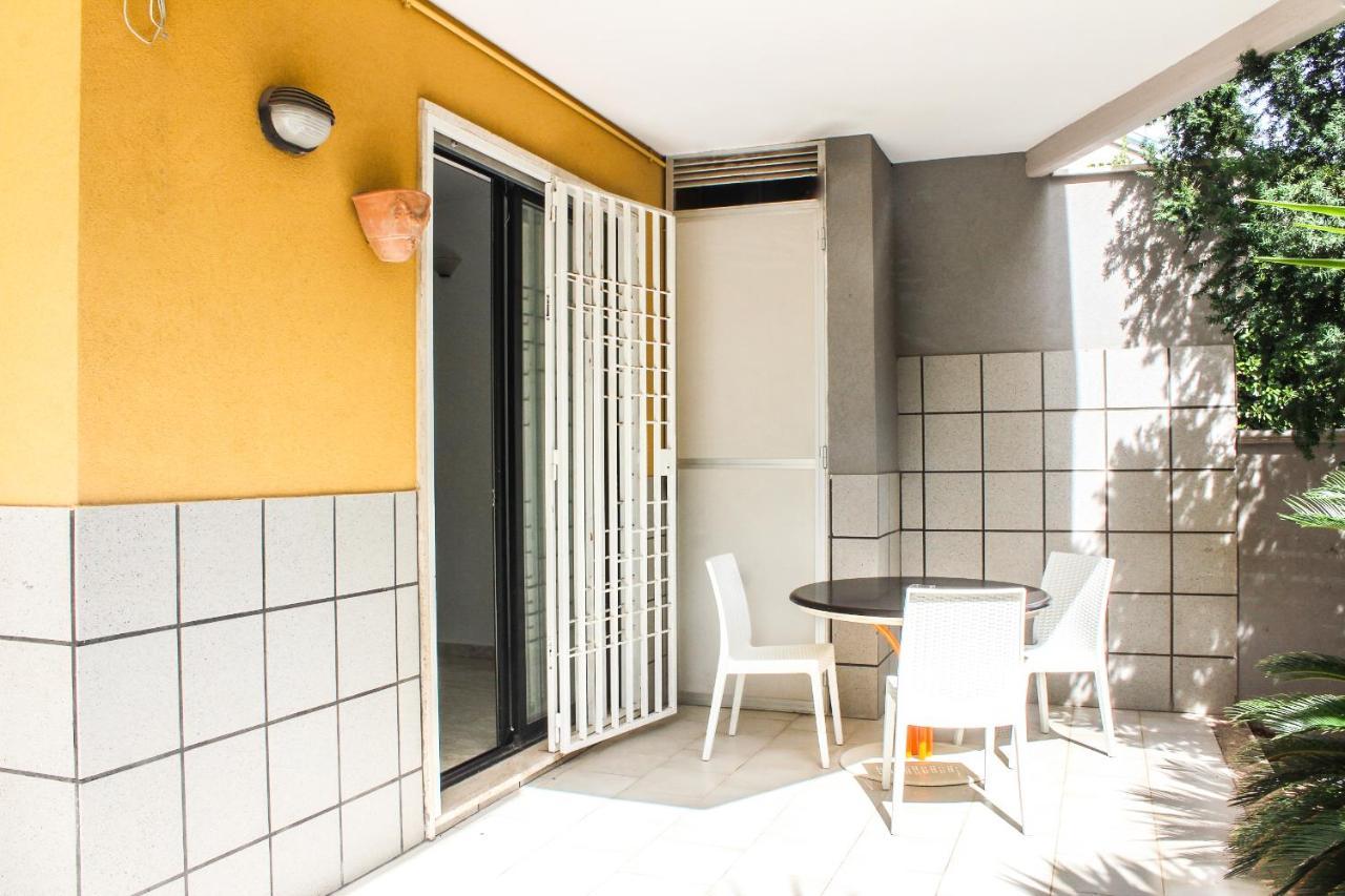 Apulian Sunset Apartment Monopoli Exterior photo
